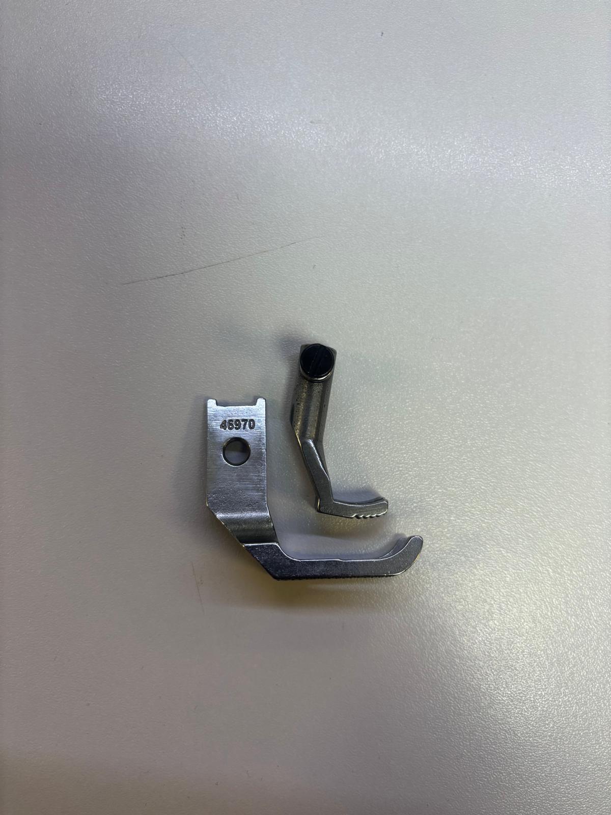 Pied double branche 46970 pour PFAFF 1245 / 335